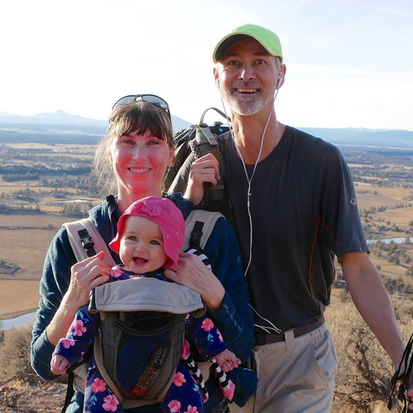 Meet your Posher, The Family of Seven - Picture 1 of 3